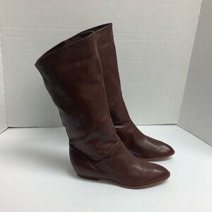 Mister Shoes by Markon Footwear Nut Brown knee-hi pull on leather boots, size 7B